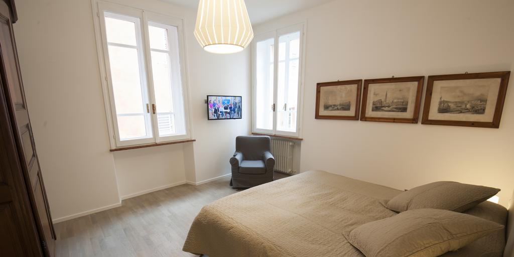 Three-Bedroom Apartment,378212932:JPEG